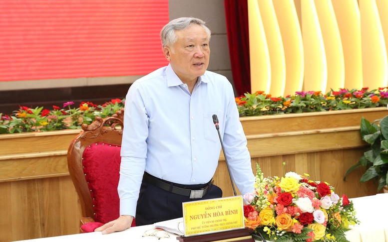 Phó Thủ tướng Thường trực Nguyễn Hòa Bình làm việc với Ban Thường vụ 3 tỉnh Lâm Đồng, Bình Thuận và Đắk Nông