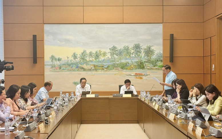 ĐBQH ủng hộ giảm thuế GTGT đến hết năm 2026 để thúc đẩy tiêu dùng, giữ đà tăng trưởng