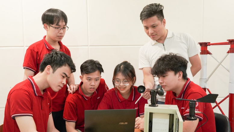 ĐH Bách khoa Hà Nội công bố phương án quy đổi điểm chuẩn giữa các phương thức tuyển sinh năm 2025- Ảnh 1.