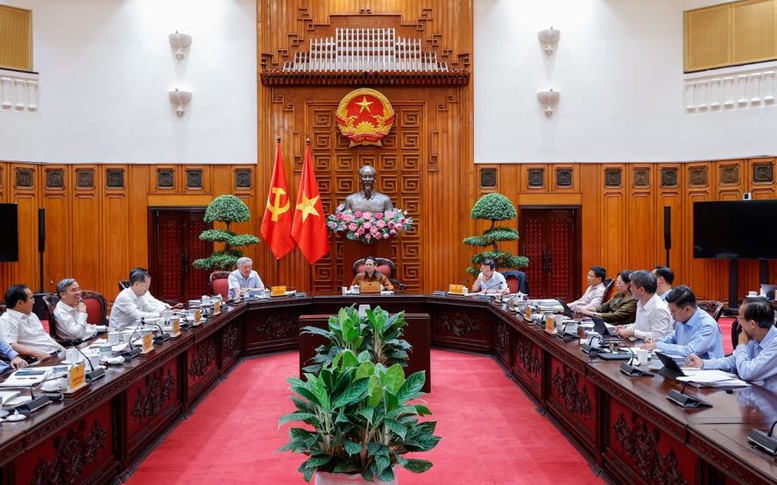Thủ tướng chủ trì cuộc họp về xây dựng trung tâm tài chính quốc tế