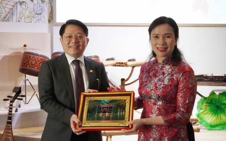 Khai mạc Triển lãm về Chủ tịch Hồ Chí Minh tại EXPO 2025