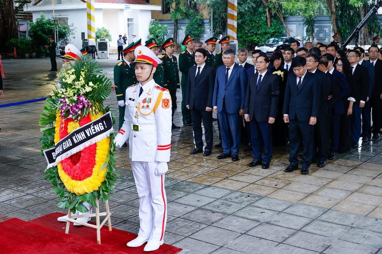 LỄ QUỐC TANG NGUYÊN CHỦ TỊCH NƯỚC TRẦN ĐỨC LƯƠNG- Ảnh 19.