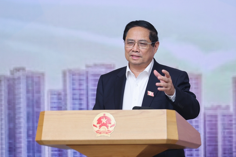 Thủ tướng: Xử lý nghiêm các hành vi đầu cơ, lũng đoạn; hướng tới mục tiêu mọi người dân đều có chỗ ở- Ảnh 1.