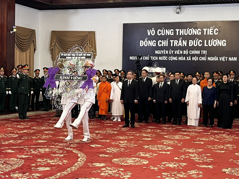 LỄ QUỐC TANG NGUYÊN CHỦ TỊCH NƯỚC TRẦN ĐỨC LƯƠNG- Ảnh 22.