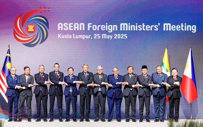 Xây dựng Cộng đồng ASEAN đoàn kết, thống nhất tiếp tục là dòng chảy chính của hợp tác khu vực