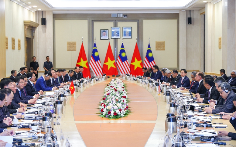 Thủ tướng Phạm Minh Chính hội đàm với Thủ tướng Malaysia