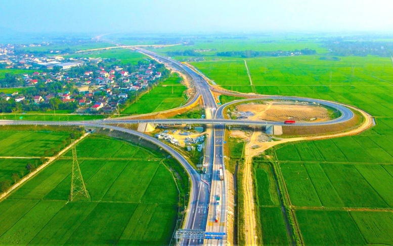 Bộ Xây dựng ra công điện hỏa tốc về phân cấp, phân quyền tối thiểu 50% nhiệm vụ