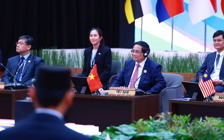 Thủ tướng: Tương lai của ASEAN sẽ được viết nên bởi thế hệ trẻ