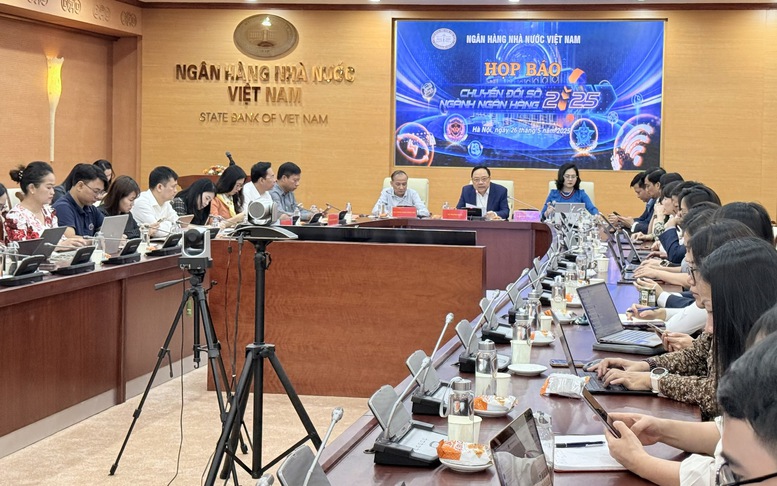 Chuyển đổi số ngân hàng 2025: Kết nối dữ liệu, an toàn giao dịch