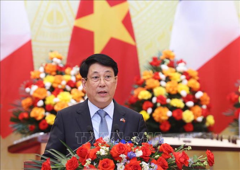Chủ tịch nước Lương Cường chủ trì chiêu đãi cấp Nhà nước Tổng thống Pháp- Ảnh 2.