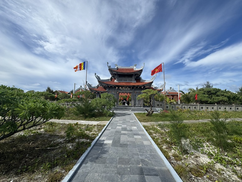 Hành trình về nơi ‘đảo đá hóa biên cương’- Ảnh 5.