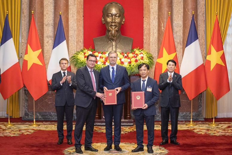 Thúc đẩy hợp tác với Pháp trong lĩnh vực công nghệ vũ trụ và hàng không - Ảnh 1.