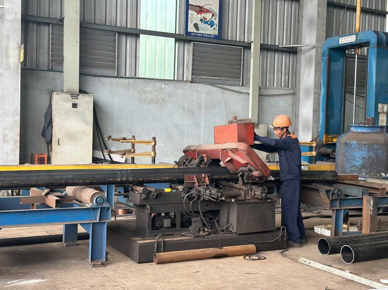 Dồn lực thi công đường dây 500kV Lào Cai - Vĩnh Yên: Vượt mưa lũ, bám sát tiến độ- Ảnh 3.