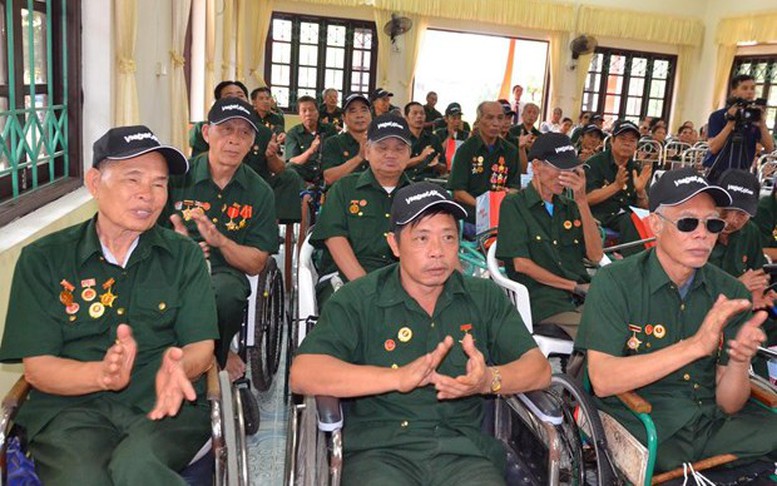 Trình Chủ tịch nước tặng quà cho hơn 1.576.000 người có công nhân kỷ niệm 78 năm ngày Thương binh - Liệt sĩ