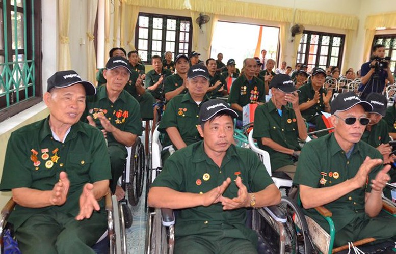 Trình Chủ tịch nước tặng quà cho hơn 1.576.000 người có công nhân kỷ niệm 78 năm ngày Thương binh - Liệt sĩ- Ảnh 1.