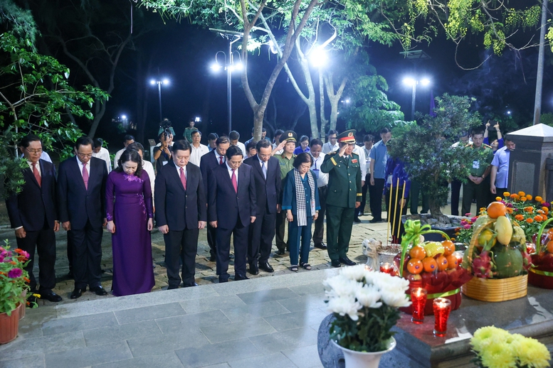 Thủ tướng: Kỷ niệm 50 năm ngày giải phóng Côn Đảo, quyết tâm lập những kỳ tích mới, hào hùng và oanh liệt hơn- Ảnh 9.