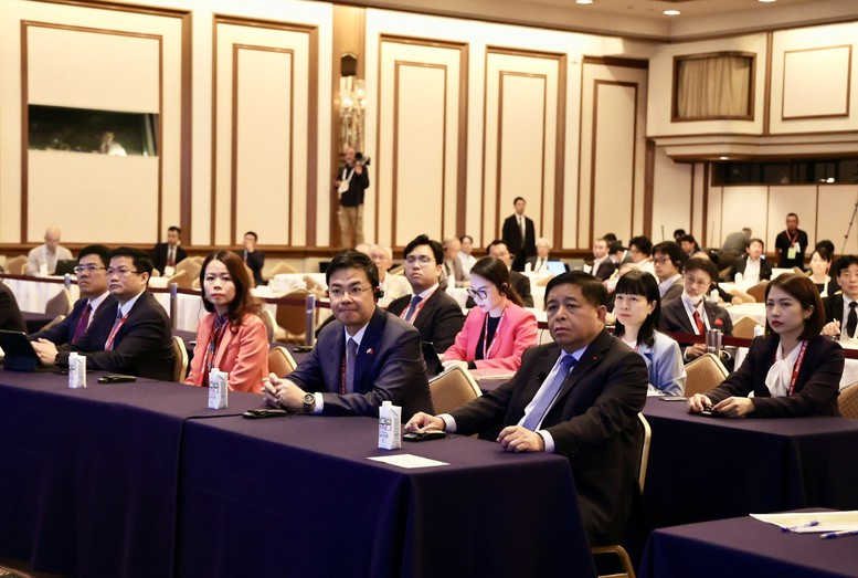 Phó Thủ tướng Nguyễn Chí Dũng kêu gọi chung tay viết tiếp câu chuyện thần kỳ của châu Á- Ảnh 3.