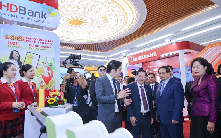 HDBank thu hút nhiều lượt tham quan và trải nghiệm tại 'Ngày chuyển đổi số ngành ngân hàng'