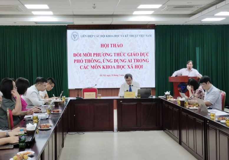 Đổi mới phương thức giáo dục phổ thông, ứng dụng AI trong môn khoa học xã hội- Ảnh 1.