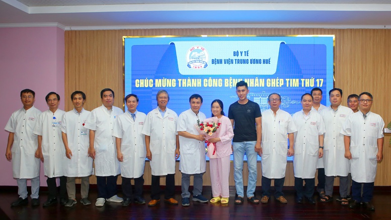 Nữ bệnh nhân hồi sinh nhờ trái tim của nam bệnh nhân chết não hiến tặng- Ảnh 1.