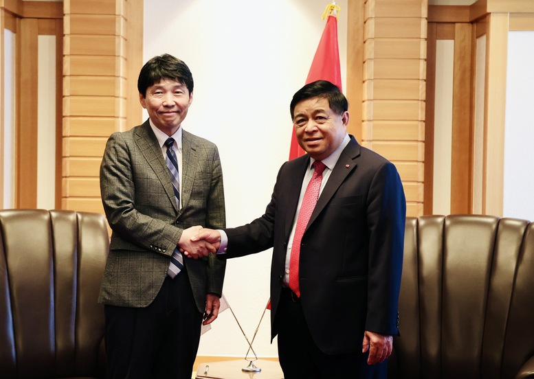 Phó Thủ tướng Nguyễn Chí Dũng tiếp Thống đốc tỉnh Gunma- Ảnh 1.