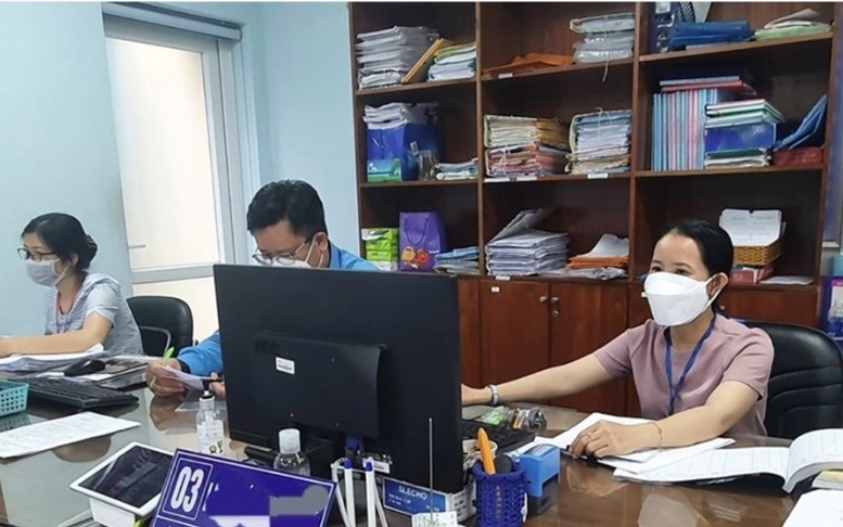 Căn cứ xét nâng ngạch công chức có thành tích trong hoạt động công vụ