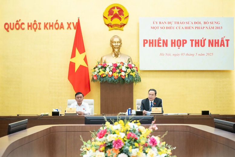 Lấy ý kiến nhân dân về dự thảo Nghị quyết sửa đổi, bổ sung một số điều của Hiến pháp năm 2013- Ảnh 1.
