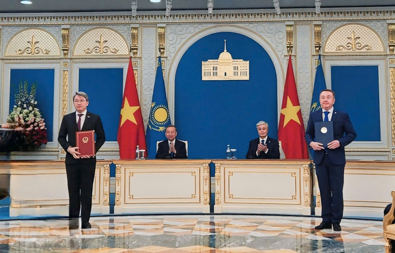 Việt Nam và Kazakhstan tăng cường hợp tác về pháp luật - Ảnh 1.
