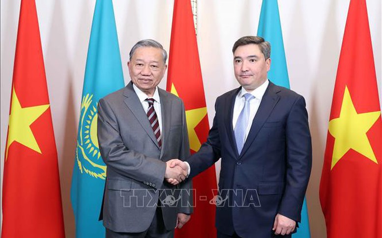 Tổng Bí thư Tô Lâm hội kiến Thủ tướng Kazakhstan