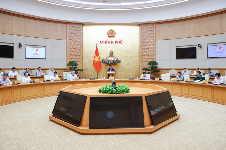 Thủ tướng: Triển khai hiệu quả "bộ tứ chiến lược"; thực hiện bằng được các mục tiêu lớn- Ảnh 1.