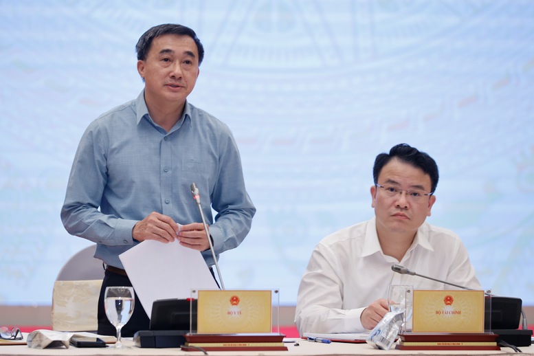 Họp báo Chính phủ tháng 4: Nóng các vấn đề thuộc lĩnh vực y tế, an ninh trật tự- Ảnh 1.