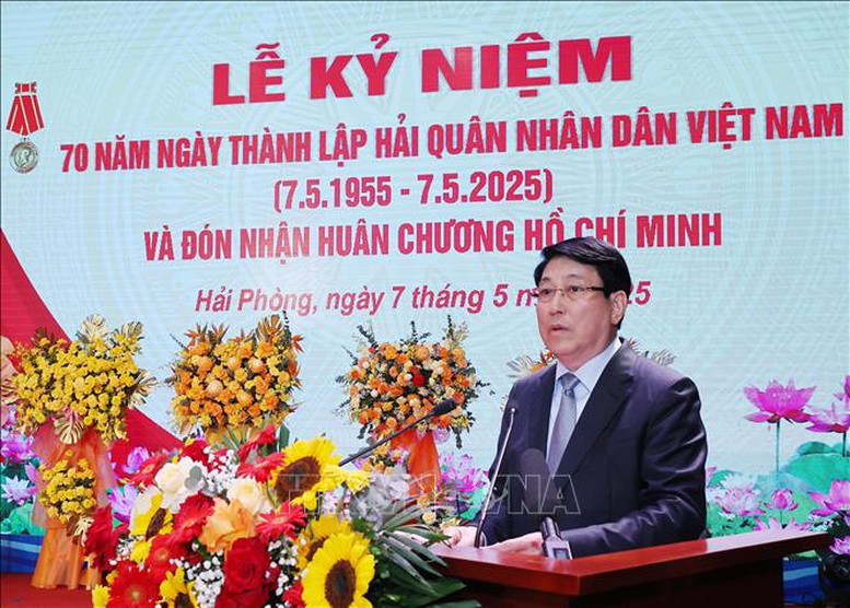 Chủ tịch nước: Hải quân cần phát huy truyền thống làm chủ vùng biển, quyết chiến, quyết thắng- Ảnh 3.