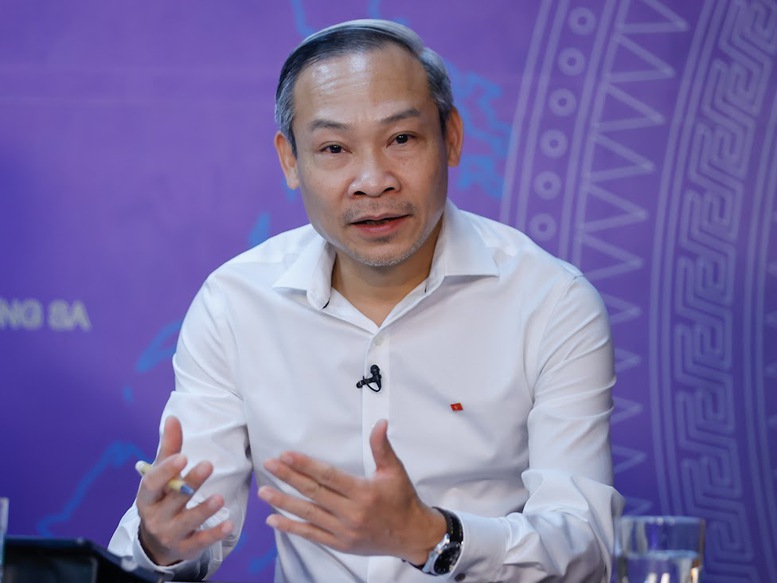 TỔNG THUẬT Tọa đàm "Bảo đảm điện cho tăng trưởng – Yêu cầu và giải pháp"- Ảnh 2. Đại biểu Quốc hội Phan Đức Hiếu: Với 2 thách thức đặt ra của ngành năng lượng gồm đảm bảo an ninh năng lượng, đảm bảo đủ điện cho nền kinh tế và đảm bảo chất lượng nguồn điện thì trong thời gian tới, giá điện phải khác đi - Ảnh: VGP/Nhật Bắc