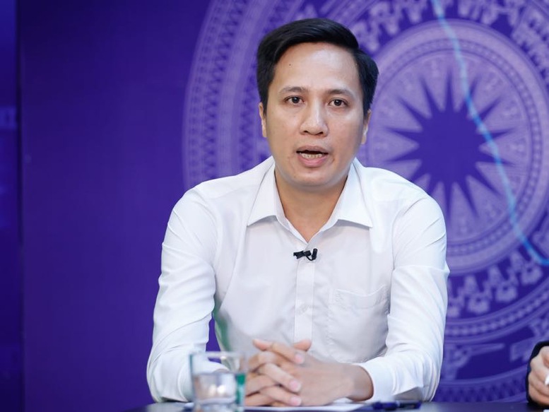TỔNG THUẬT Tọa đàm "Bảo đảm điện cho tăng trưởng – Yêu cầu và giải pháp"- Ảnh 6. Ông Nguyễn Văn Đạt, Phó Giám đốc Nhà máy Kẽm điện phân Thái Nguyên: Tọa đàm hôm nay cũng là cơ hội để doanh nghiệp chúng tôi nắm bắt được thông tin để biết cách dùng điện tiết kiệm và hiệu quả - Ảnh: VGP/Nhật Bắc