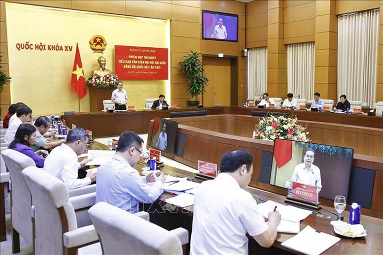 Chủ tịch Quốc hội chủ trì phiên họp thứ nhất Tiểu ban Văn kiện Đại hội đại biểu Đảng bộ Quốc hội- Ảnh 3.