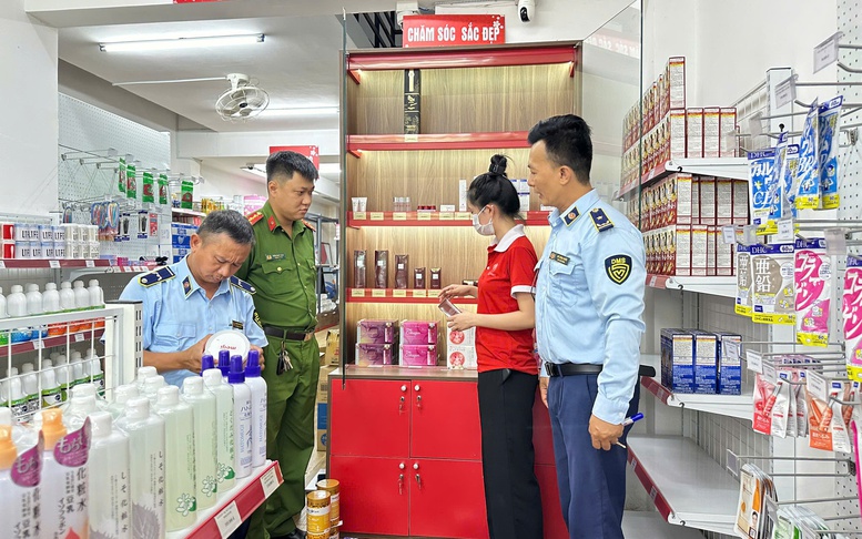 Các địa phương miền Trung mạnh tay với hàng giả, hàng lậu