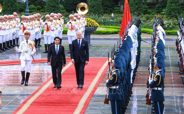 Chủ tịch nước Lương Cường chủ trì lễ đón Tổng thống Lithuania thăm chính thức Việt Nam