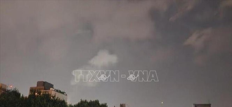 Đại sứ quán Việt Nam tại Israel khuyến cáo công dân hạn chế di chuyển không cần thiết- Ảnh 1.