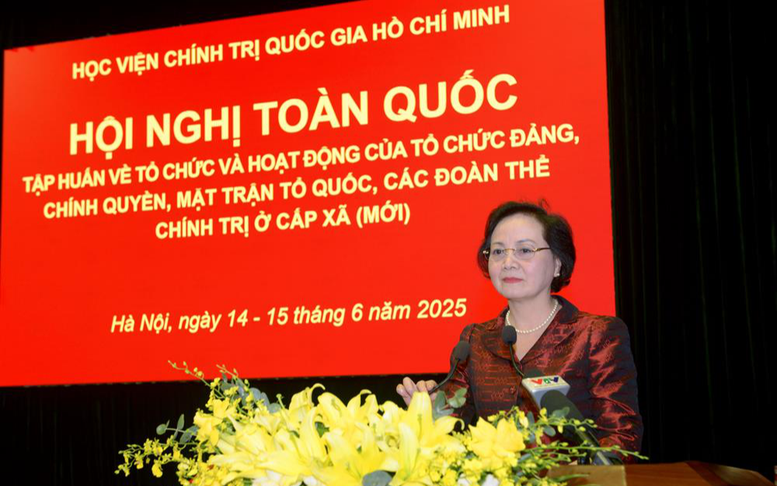 Bộ trưởng Nội vụ: Cấp xã không còn là 'cánh tay nối dài', mà là 'bộ não' điều hành tại cơ sở