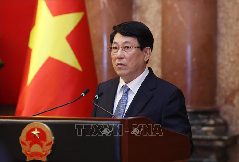 Chủ tịch nước Lương Cường trao quyết định thăng cấp bậc hàm Thượng tướng cho lãnh đạo Bộ Công an- Ảnh 2.