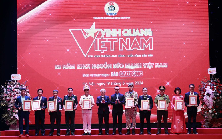 'Vinh Quang Việt Nam' – Hành trình truyền cảm hứng đổi mới