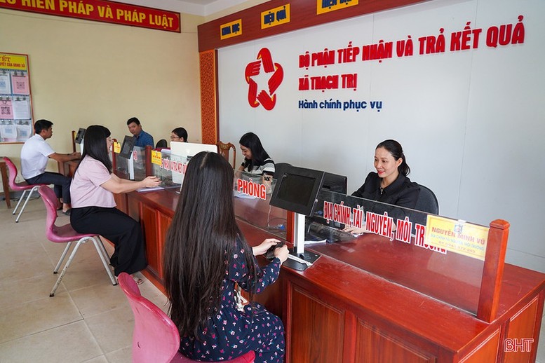 Không để gián đoạn thủ tục hành chính khi triển khai mô hình chính quyền địa phương 2 cấp- Ảnh 1.