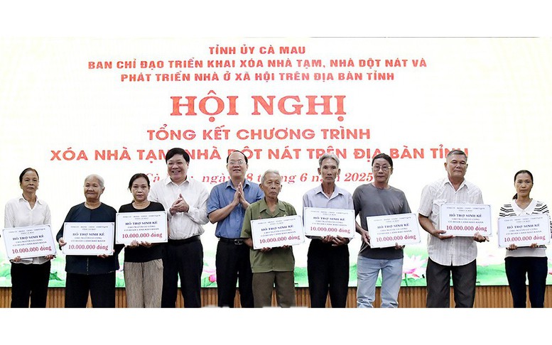 Cà Mau hoàn thành xóa nhà tạm, nhà dột nát