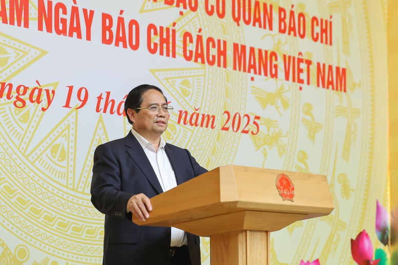 Thủ tướng: Báo chí cách mạng tiếp tục phát huy truyền thống trăm năm với 'tâm sáng - lòng trong - bút sắc'- Ảnh 6.