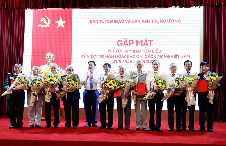 Xây dựng đội ngũ nhà báo 'tinh gọn nhưng tinh hoa', vững chuyên môn, giàu bản lĩnh- Ảnh 2.