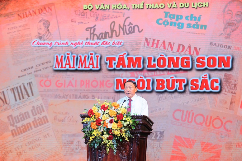 'Tấm lòng son – Ngòi bút sắc': Khúc tráng ca tự hào 100 năm báo chí cách mạng Việt Nam- Ảnh 1.