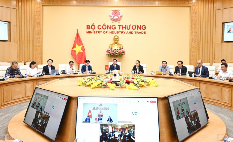 Việt Nam và Hoa Kỳ đàm phán trực tuyến cấp bộ trưởng về thương mại đối ứng