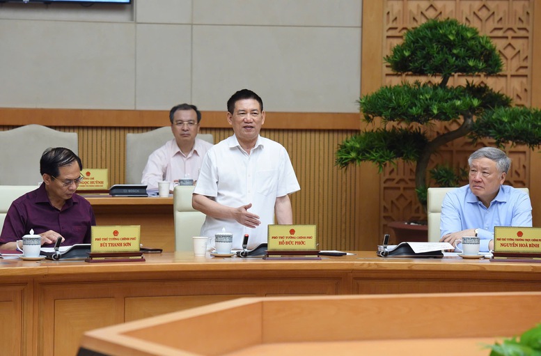 Thủ tướng: Pháp luật phải quán triệt đường lối của Đảng, hợp lòng dân, đi vào cuộc sống- Ảnh 5.