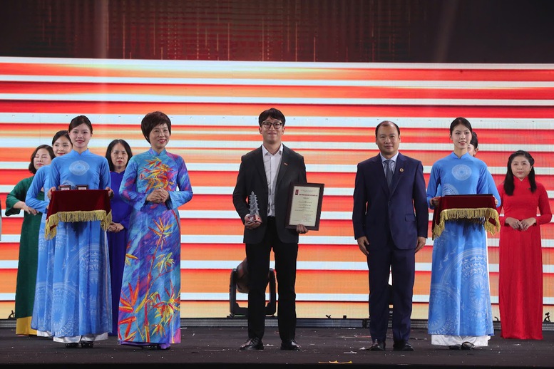 Giải Báo chí Quốc gia lần thứ 19: Nguồn động lực to lớn để báo chí tiếp tục thực hiện sứ mệnh trong kỷ nguyên mới- Ảnh 3.