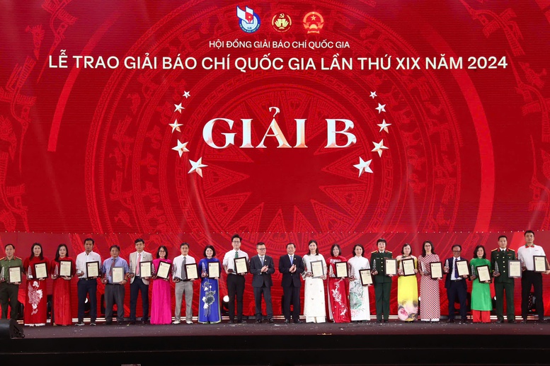 Giải Báo chí Quốc gia lần thứ 19: Nguồn động lực to lớn để báo chí tiếp tục thực hiện sứ mệnh trong kỷ nguyên mới- Ảnh 4.